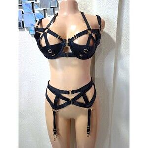 Honey Birdette